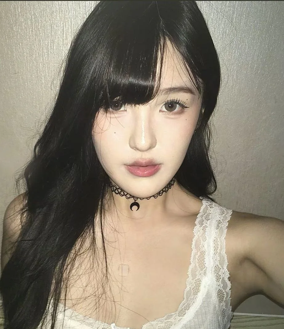 抖音高颜值网红baby大哥私定完整自慰
