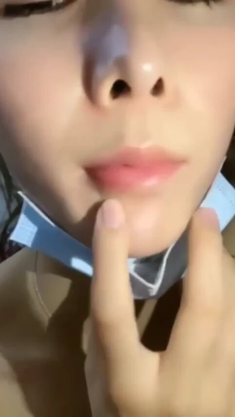 画面极具视觉冲击，丰盈曲线摇曳生姿，让人热血沸腾、肾上腺素飙升，欲火瞬间点燃到极致！