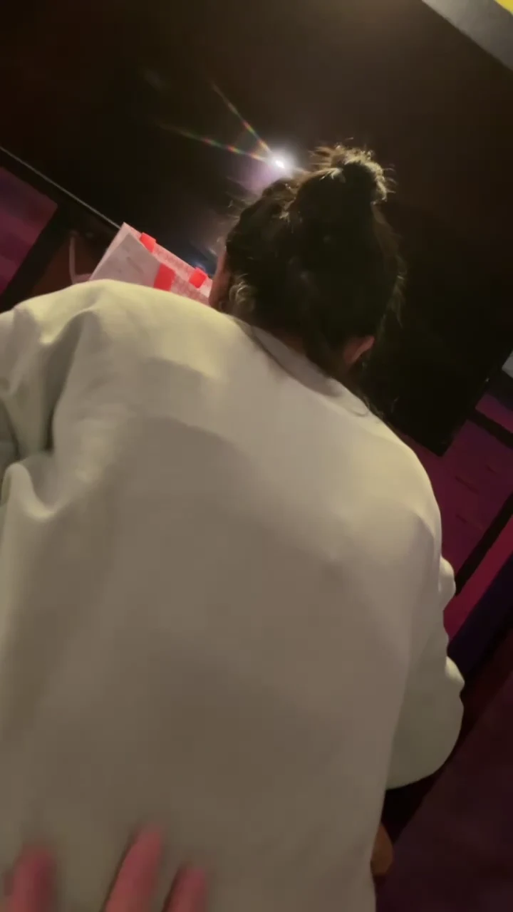 美少女 外表清纯内心反差风骚 线下被金主约炮调教 后入爆操嫩穴高潮浪叫
