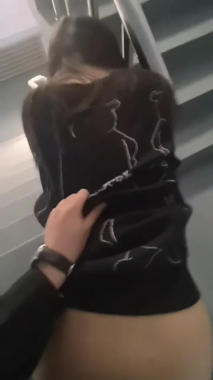 超美高颜值女神巨乳丰满圆润诱人 被金主包养酒店姿势多种玩弄 大屌无套疯狂猛操高潮浪叫